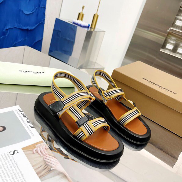 Burberry Icon Stripe Flat Sandals - DopestKickz