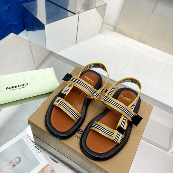 Burberry Icon Stripe Flat Sandals - DopestKickz