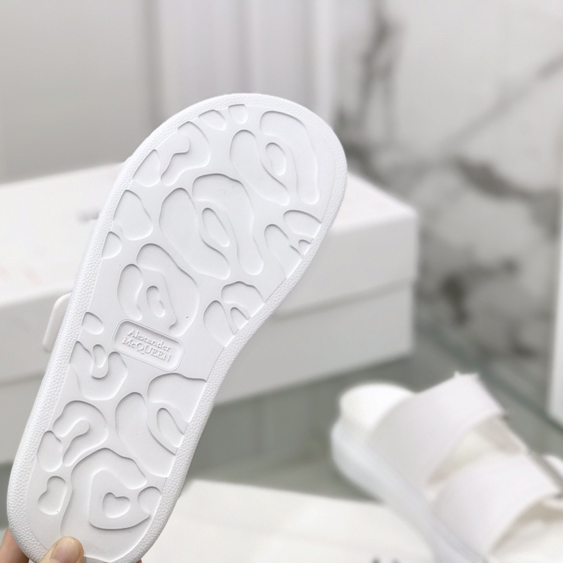 Alexander Mqueen Women's Hybrid Slide In Lilac - DopestKickz