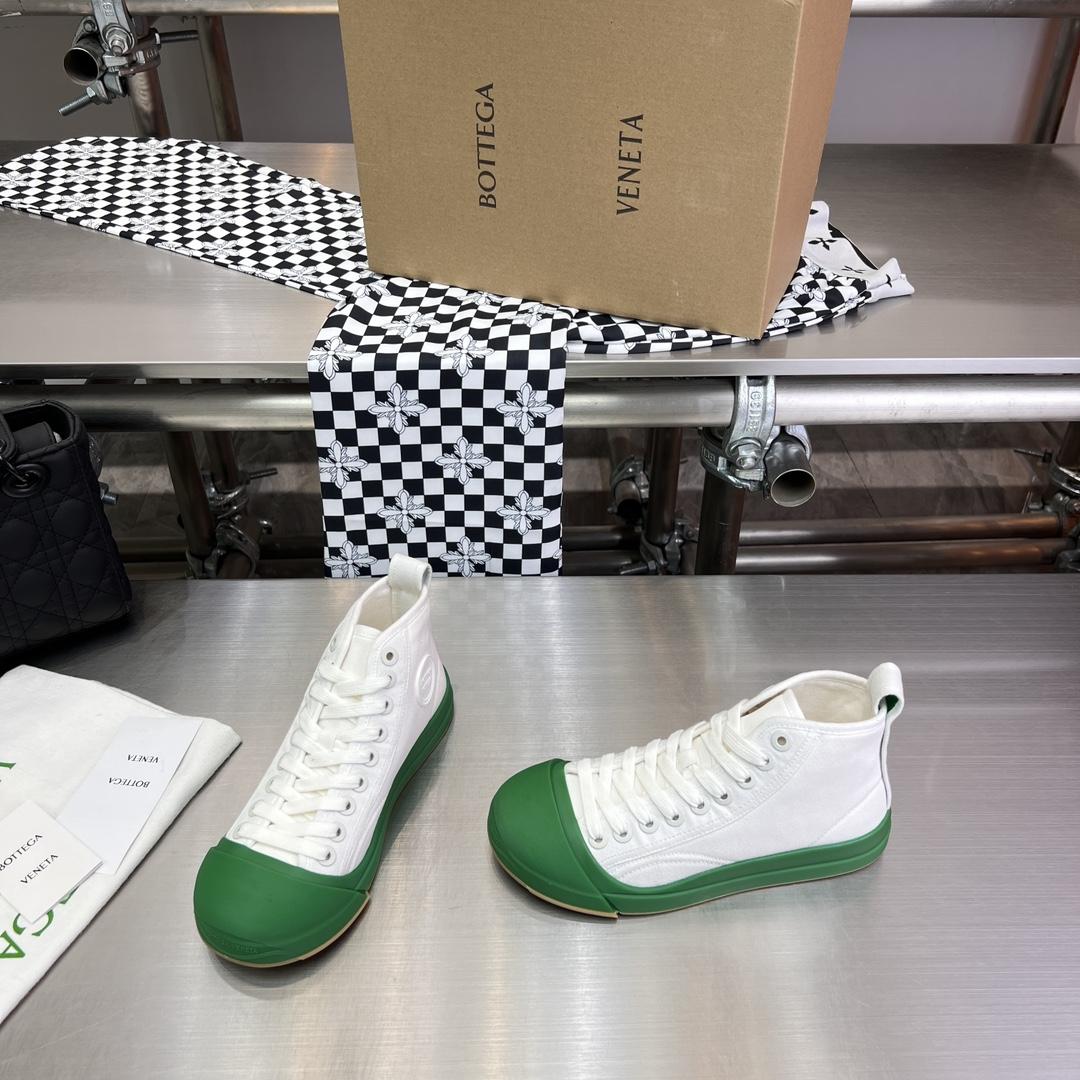 Bottega Veneta Vulcan Sneaker - DopestKickz