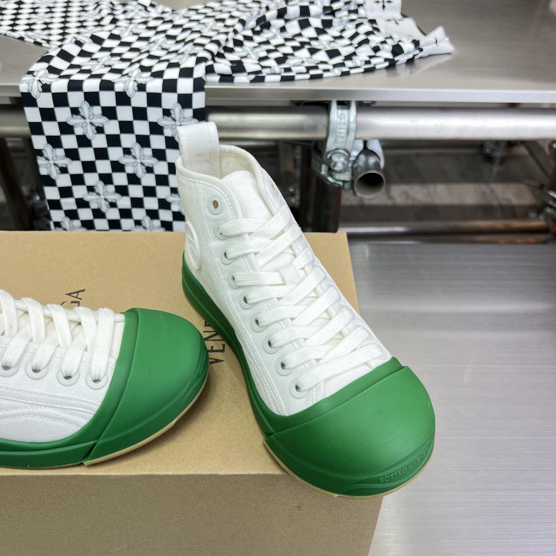 Bottega Veneta Vulcan Sneaker - DopestKickz