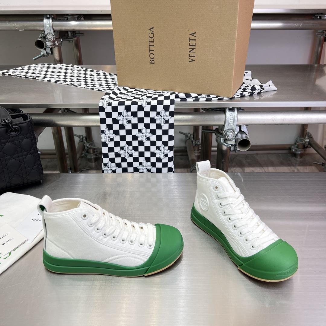 Bottega Veneta Vulcan Sneaker - DopestKickz