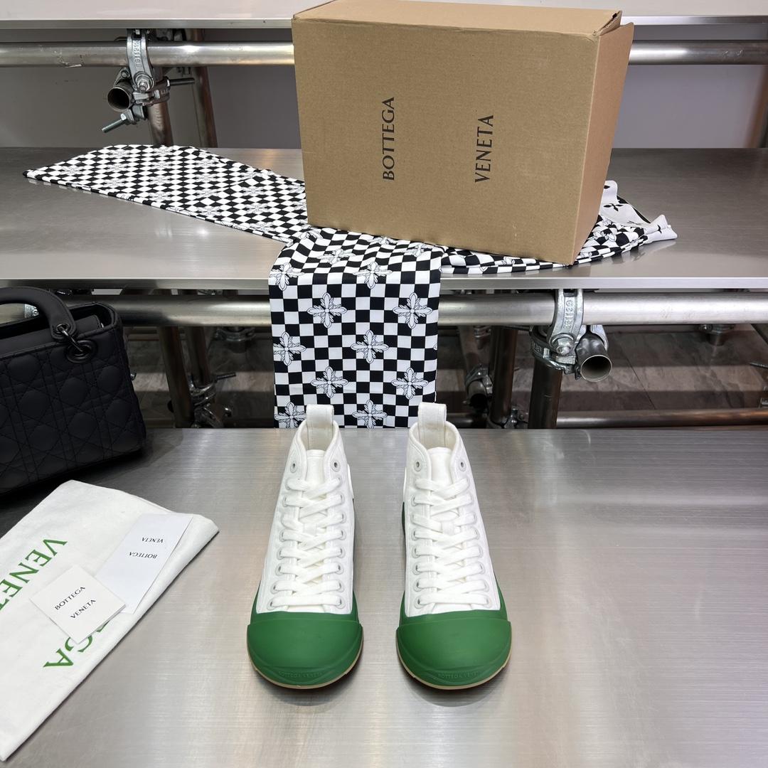 Bottega Veneta Vulcan Sneaker - DopestKickz