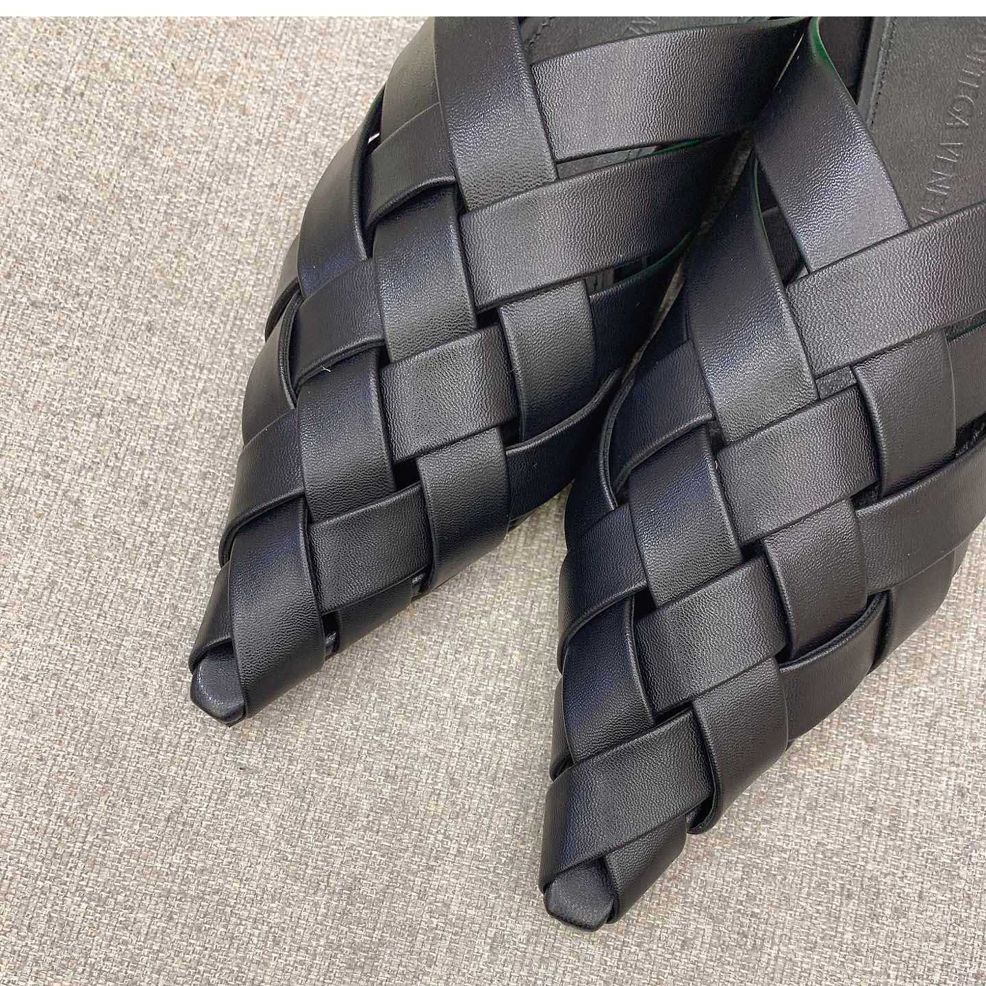 Bottega Veneta Alfie Slipper - DopestKickz