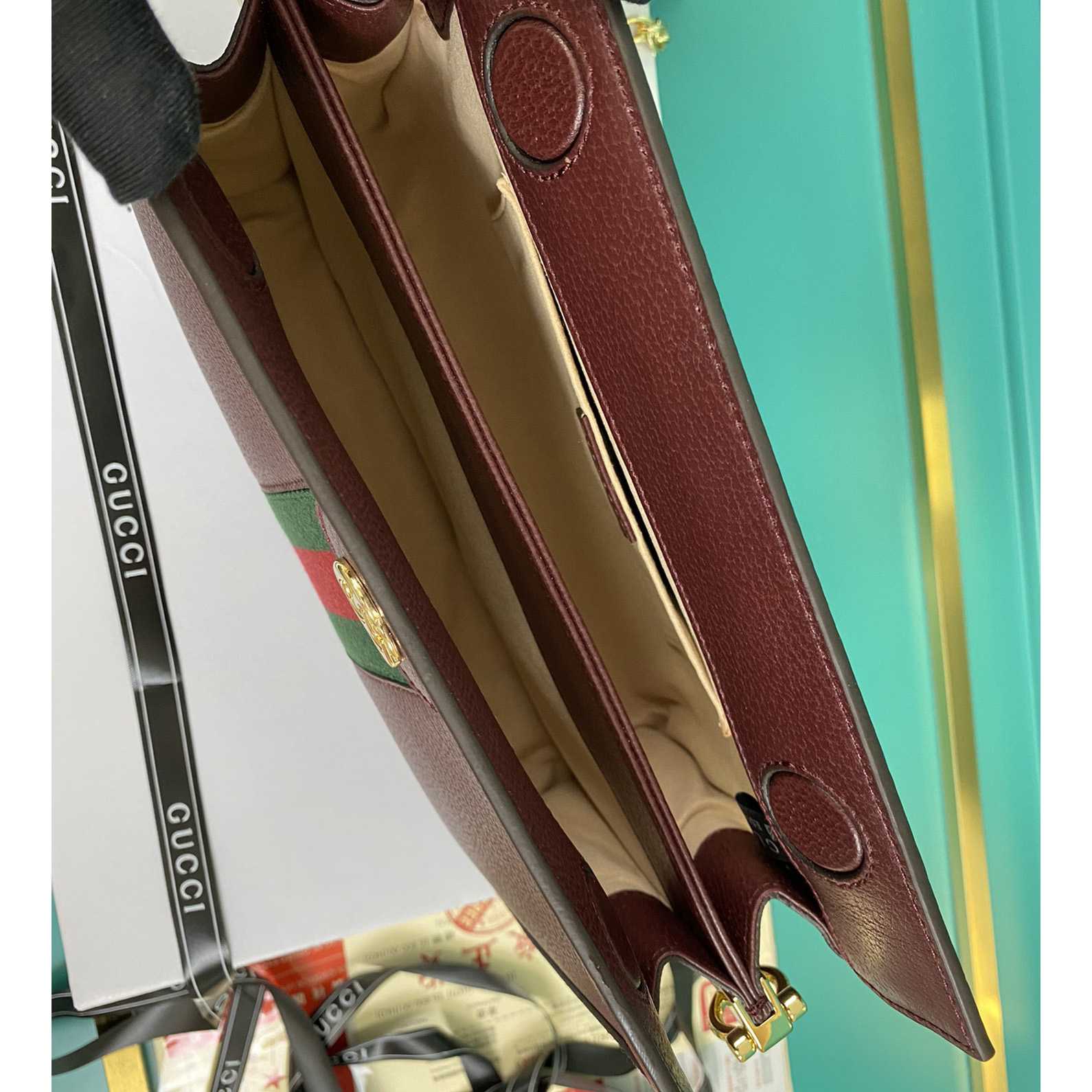 Gucci Ophidia GG Small Shoulder Bag  (26-17-8cm) - DopestKickz