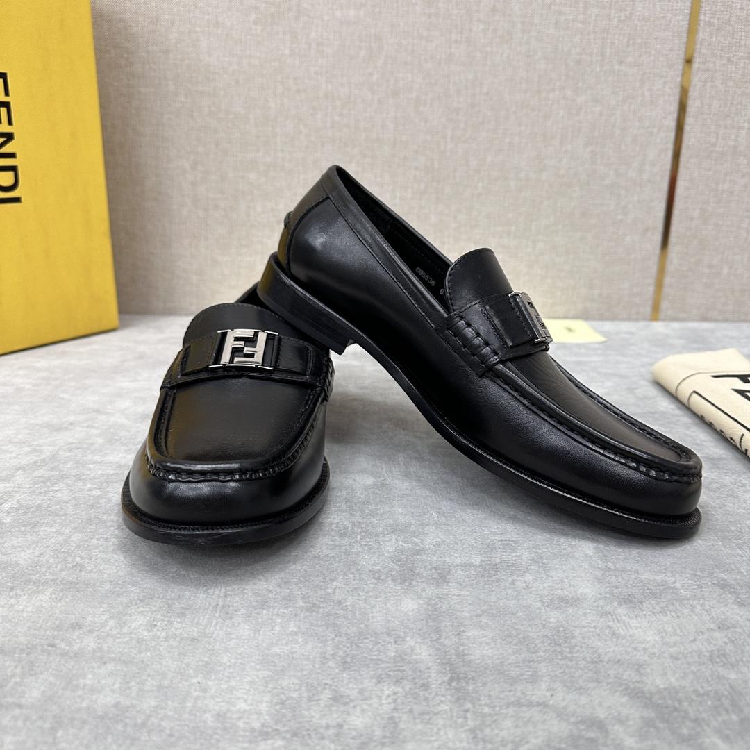 Fendi Men's Black Loafer - DopestKickz