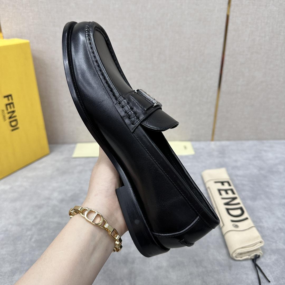 Fendi Men's Black Loafer - DopestKickz