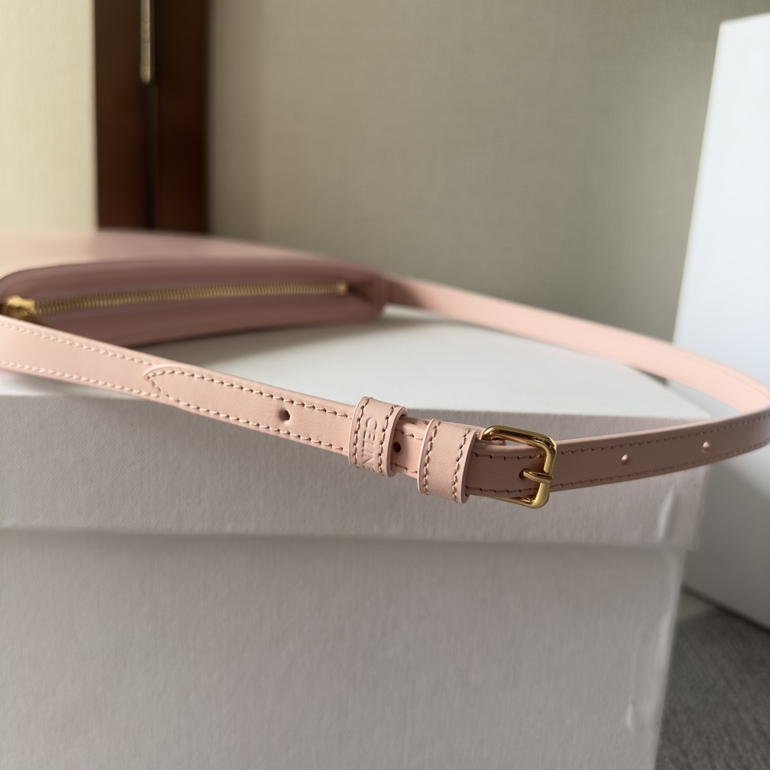 Celine Medium Celine Croque Bag In Shiny Calfskin Pink - DopestKickz