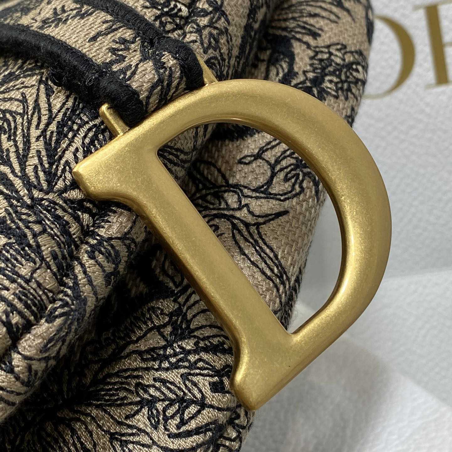 Dior Saddle Bag  - DopestKickz