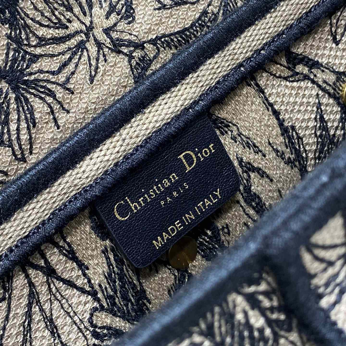 Dior Saddle Bag  - DopestKickz