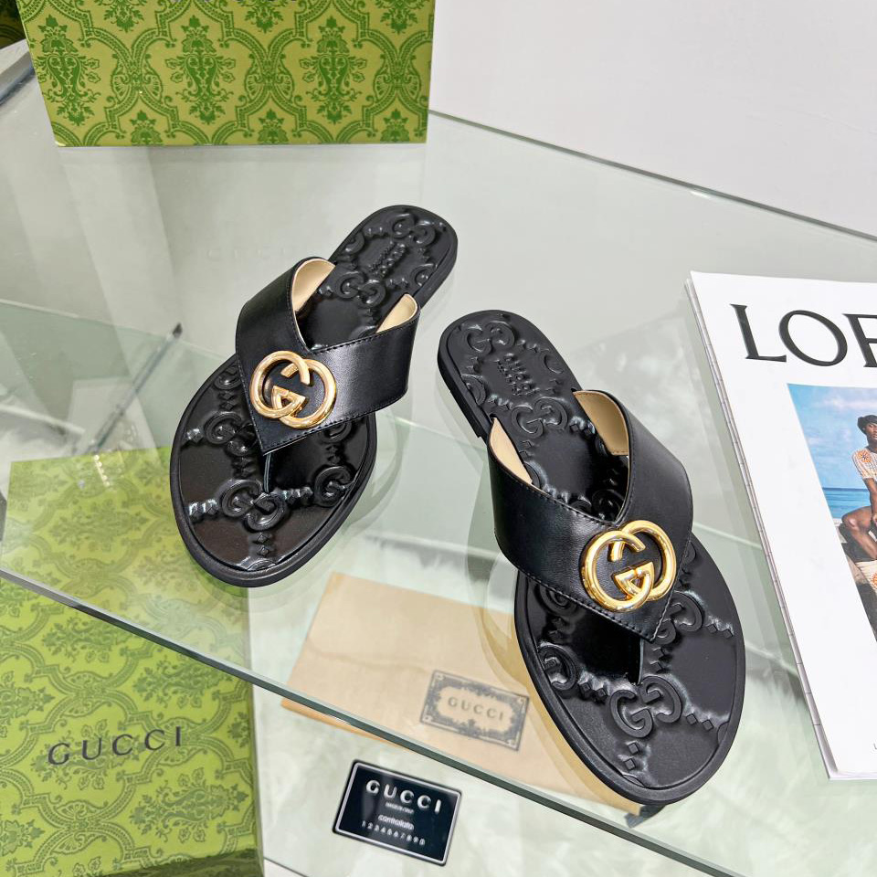Gucci Women's Interlocking G Thong Sandal - DopestKickz