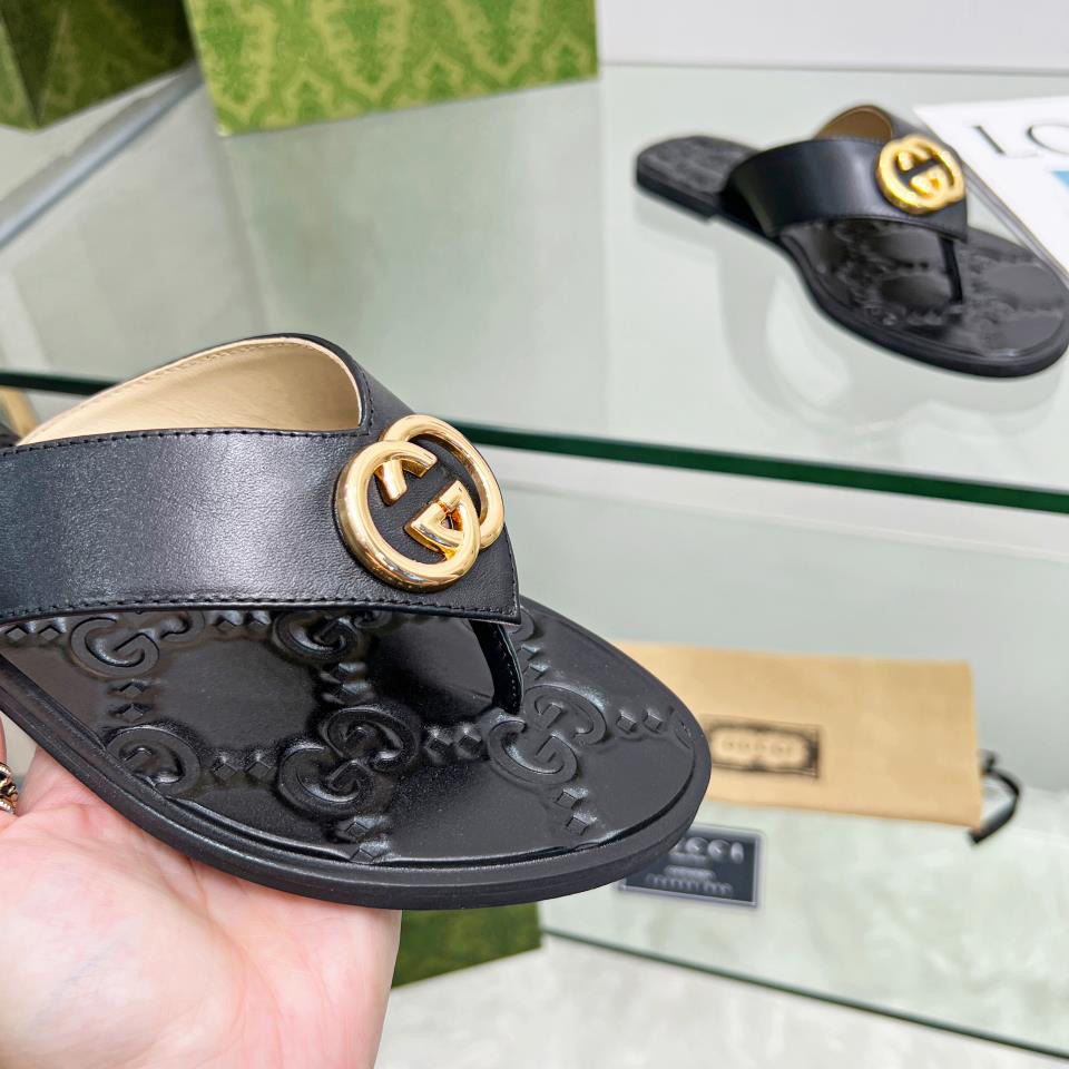 Gucci Women's Interlocking G Thong Sandal - DopestKickz