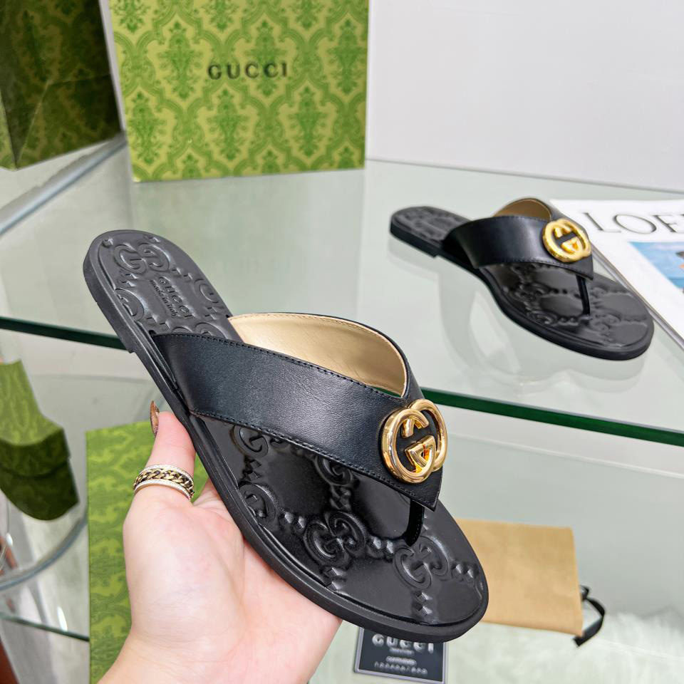 Gucci Women's Interlocking G Thong Sandal - DopestKickz