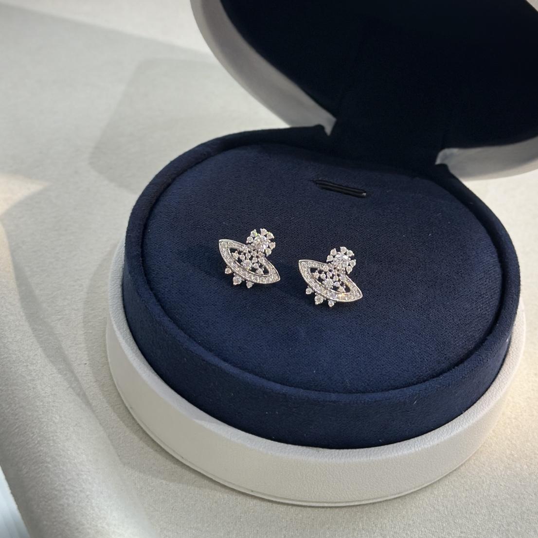 Vivienne Westwood  'Grace' Earrings - DopestKickz