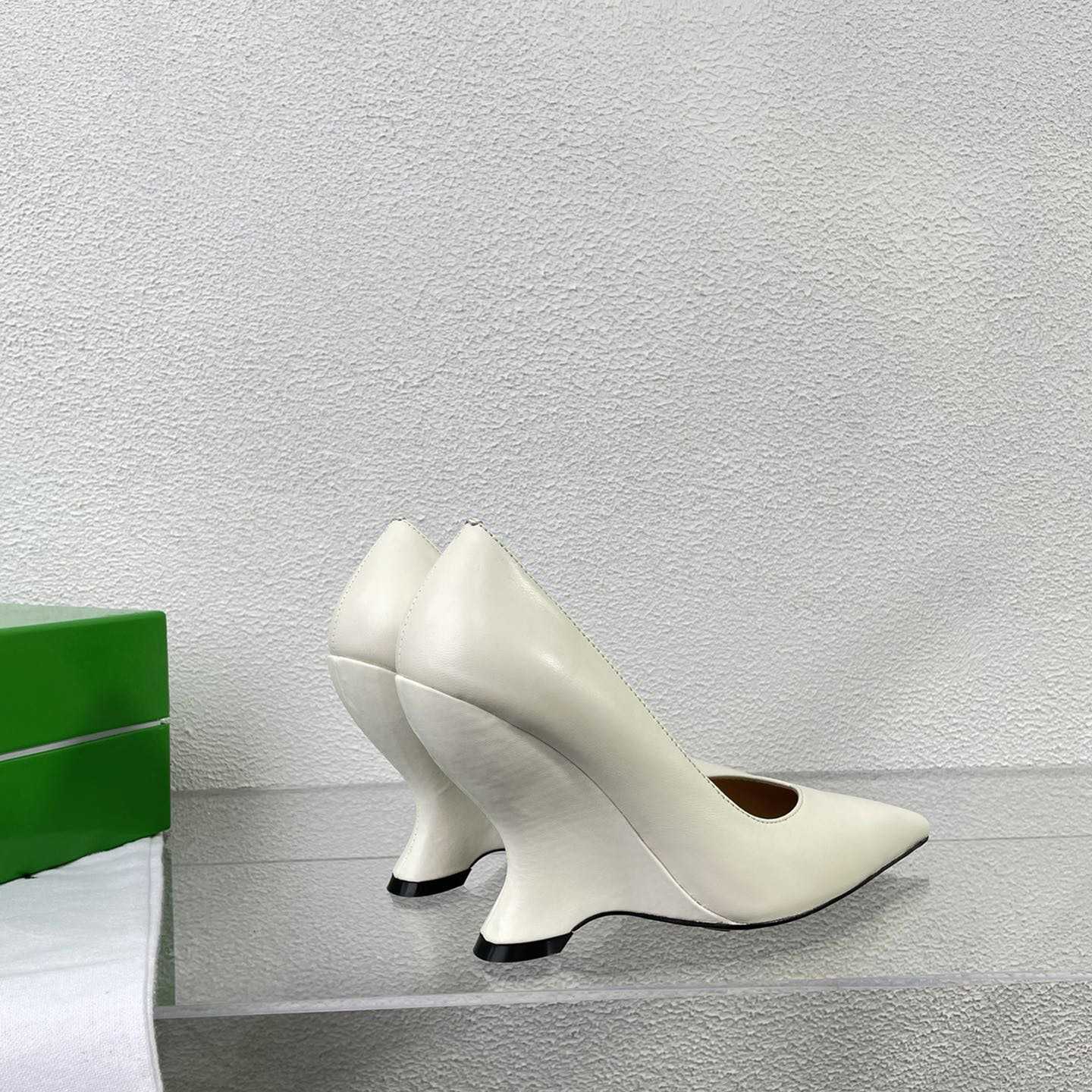 Bottega Veneta Punta Pump - DopestKickz