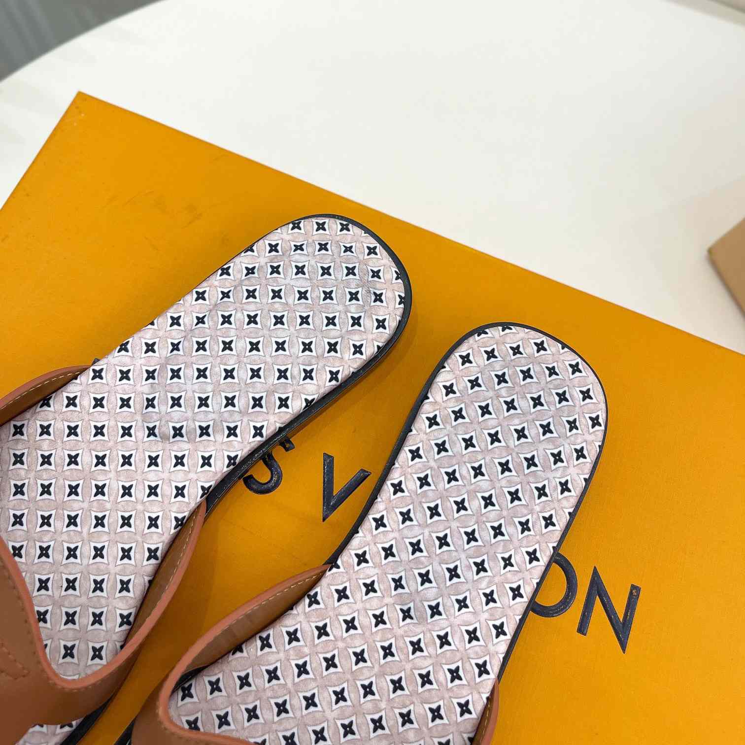 Louis Vuitton LV Isola Flat Mule - DopestKickz