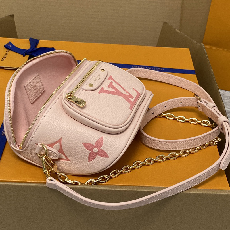Louis Vuitton Mini Bumbag (17x12x9.5cm)      M82347 - DopestKickz