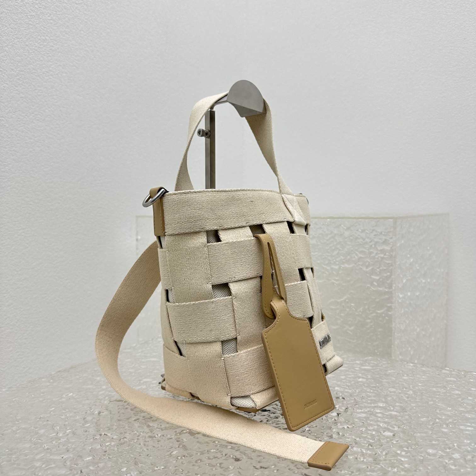 Jacquemus Le seau Gros Grain Utility Bucket Bag (16x14x24cm) - DopestKickz