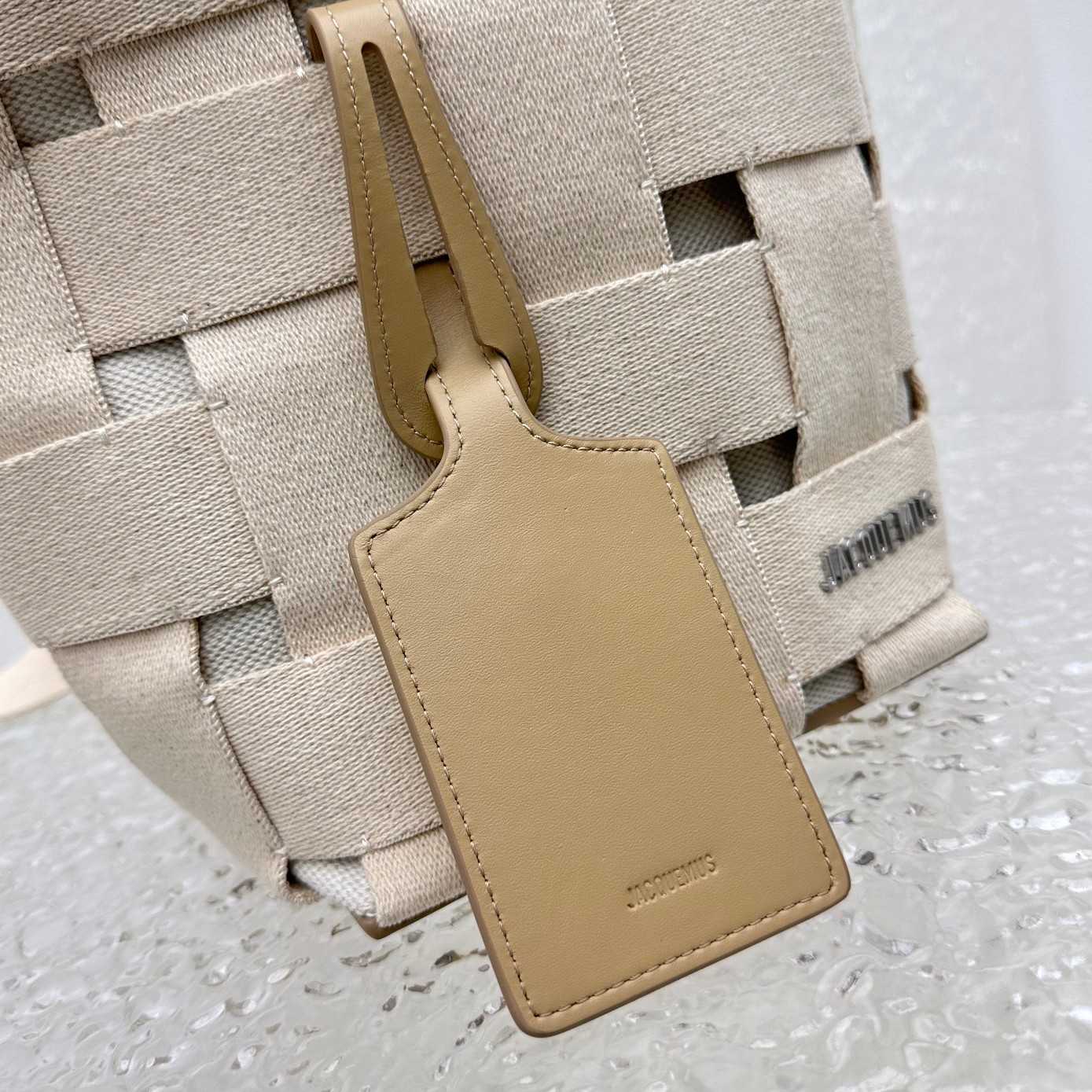 Jacquemus Le seau Gros Grain Utility Bucket Bag (16x14x24cm) - DopestKickz