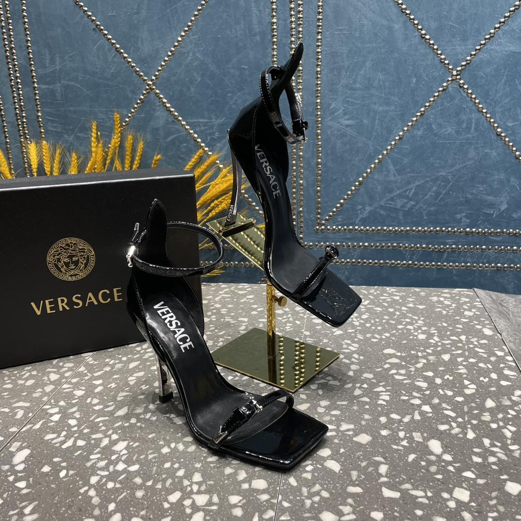 Versace Pin-Point Sandals - DopestKickz