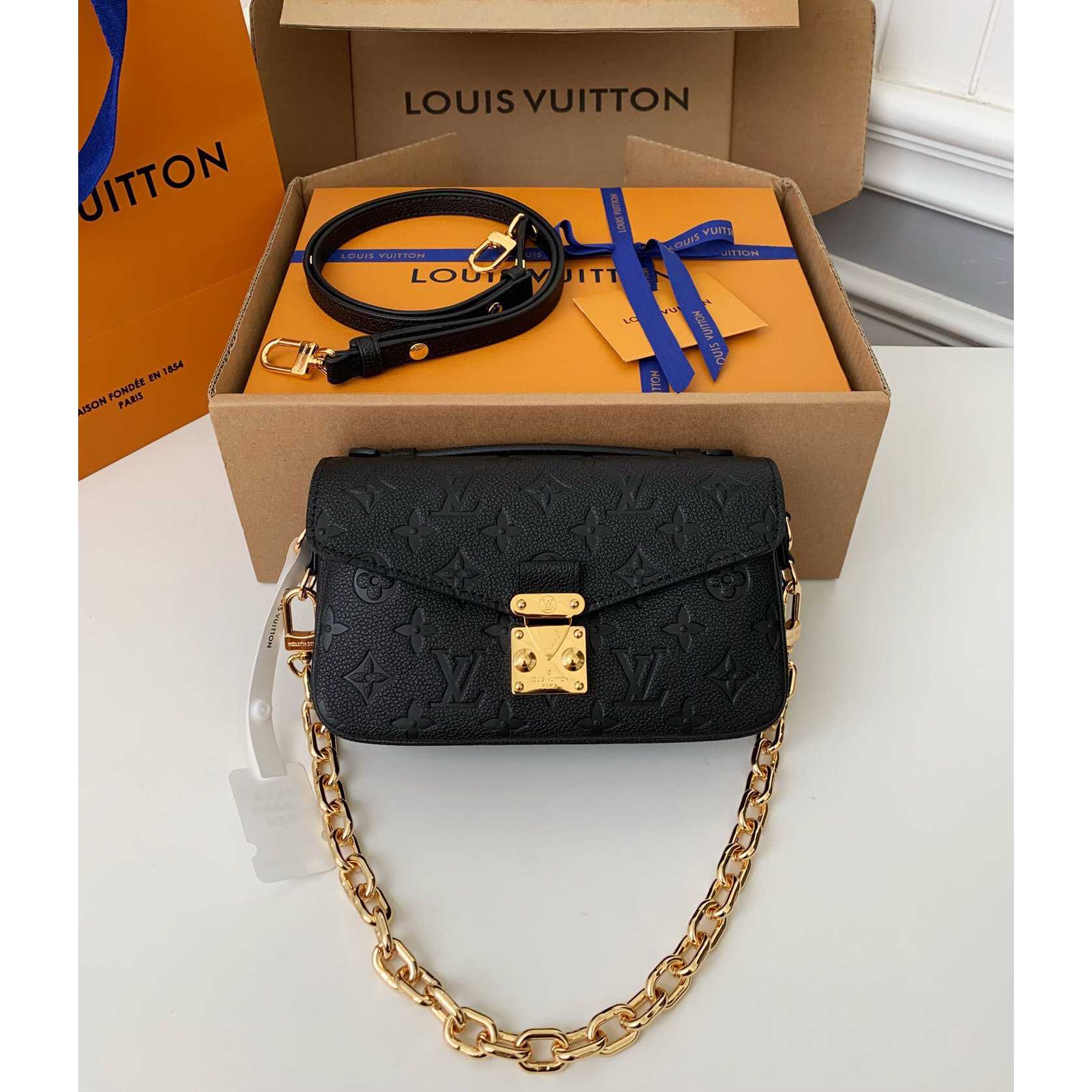 Louis Vuitton  Pochette Metis East West  (21.5 x 13.5 x 6 cm)      M46595 - DopestKickz