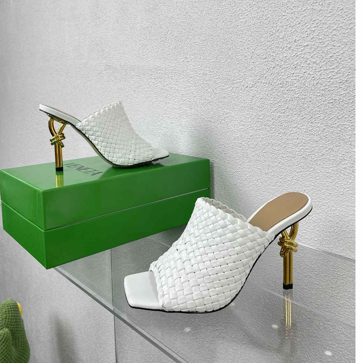 Bottega Veneta Knot Mule - DopestKickz