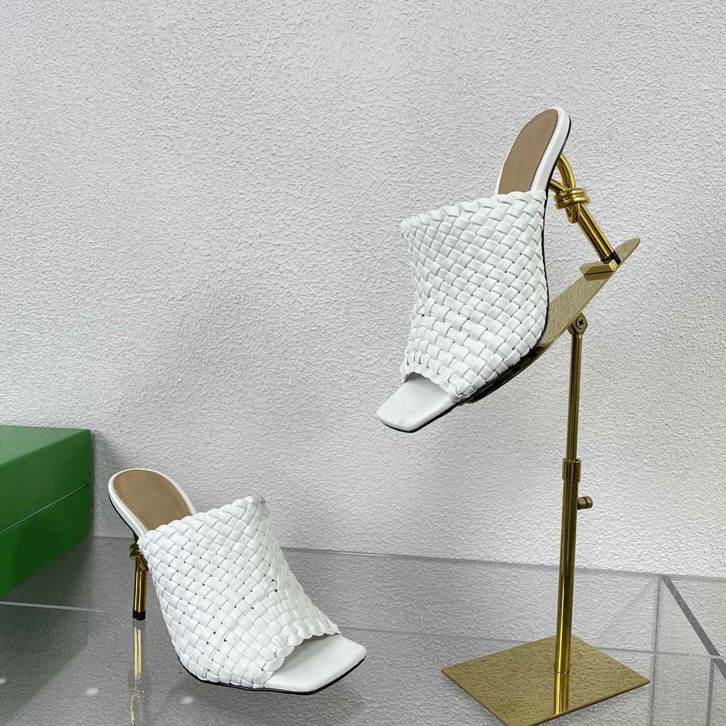Bottega Veneta Knot Mule - DopestKickz