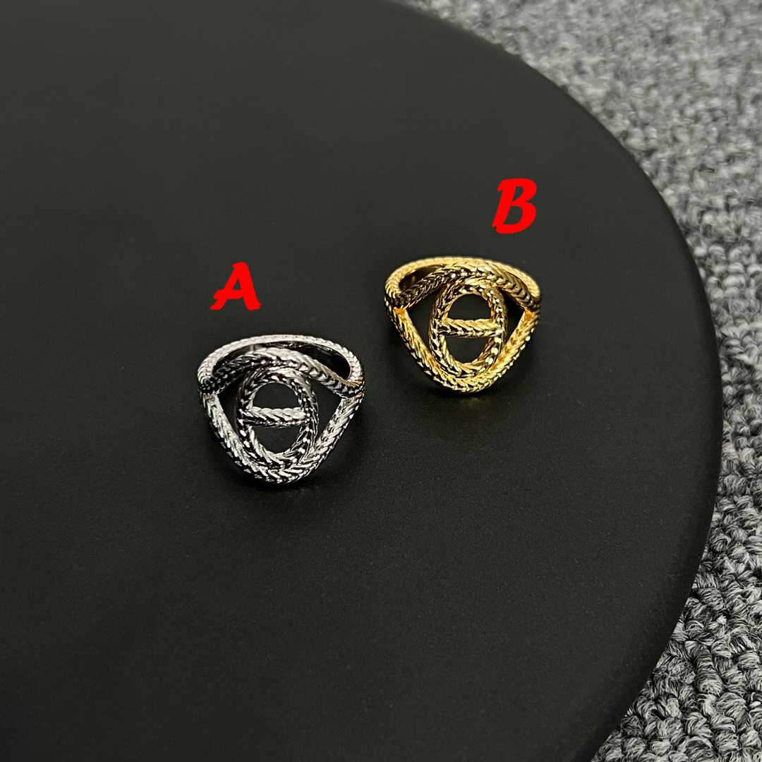 Hermes Chaine d'ancre Danae Ring - DopestKickz