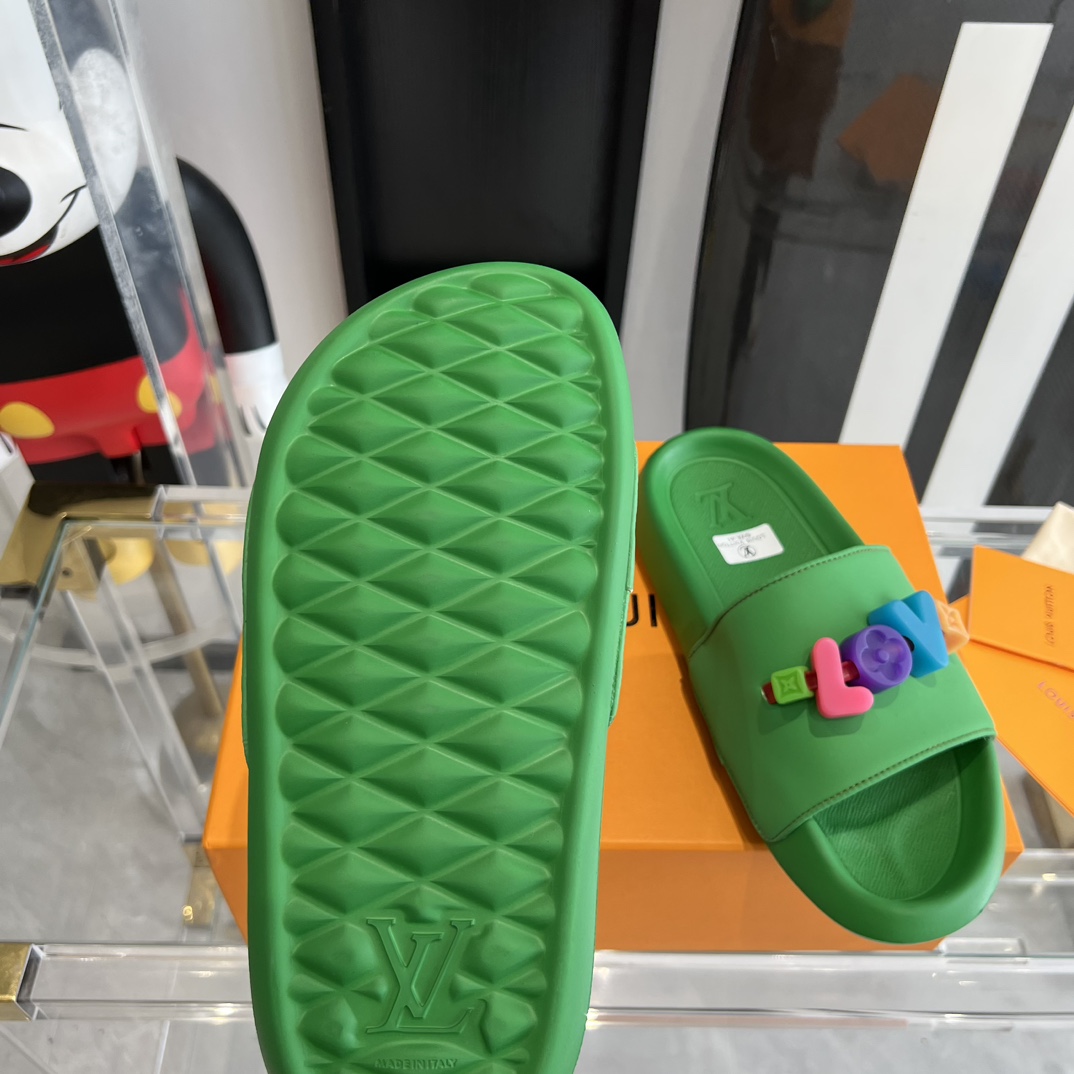 Louis Vuitton Pool Pillow Flat Comfort Mule Sandals - DopestKickz