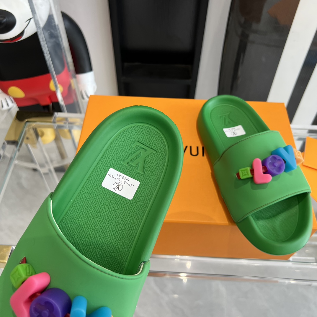 Louis Vuitton Pool Pillow Flat Comfort Mule Sandals - DopestKickz