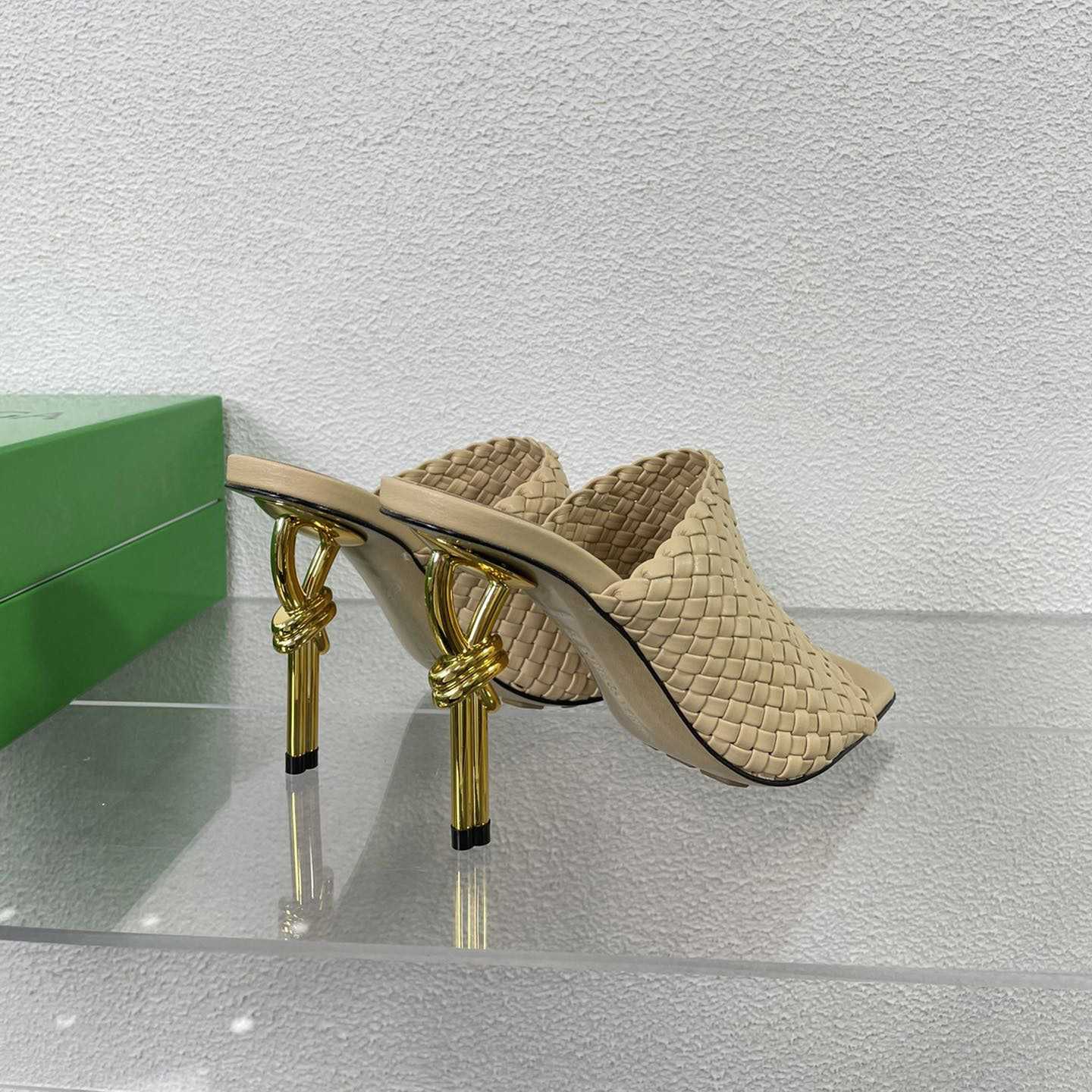 Bottega Veneta Knot Mule - DopestKickz