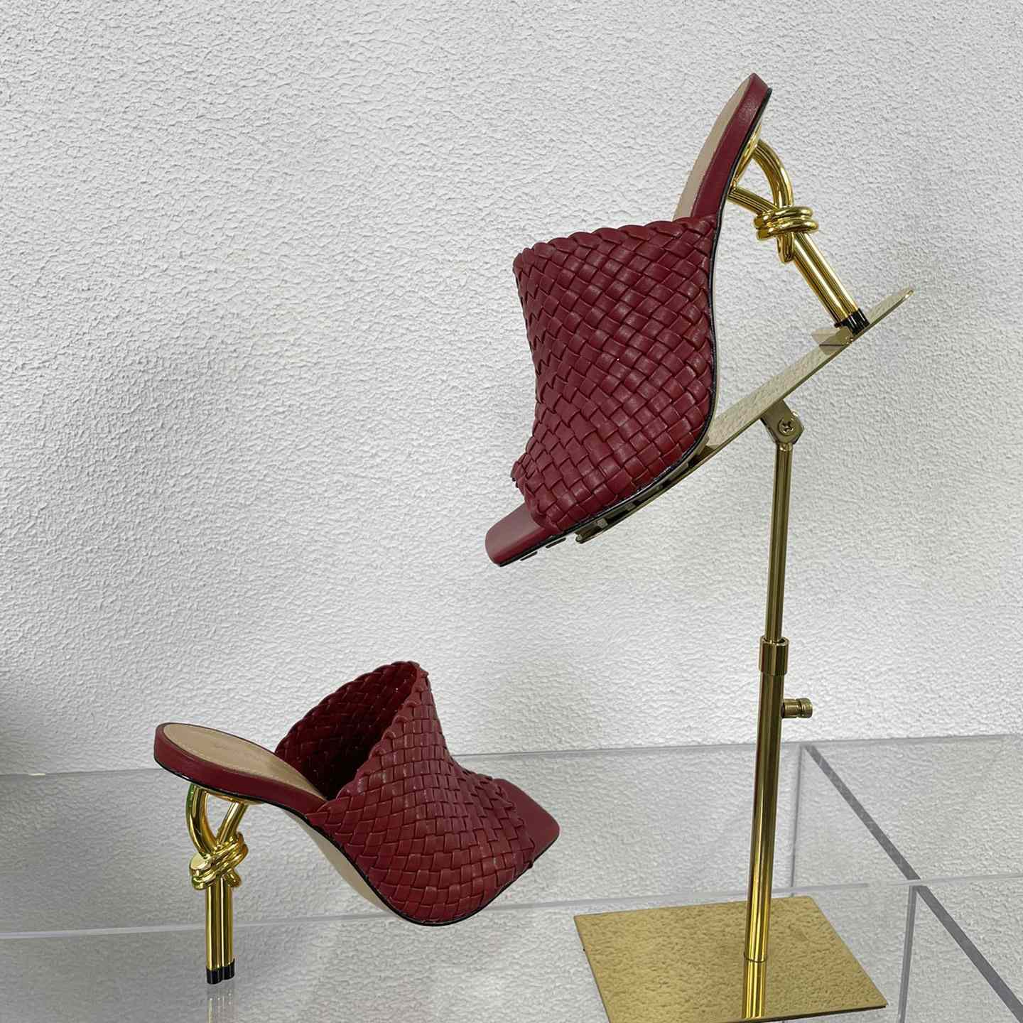 Bottega Veneta Knot Mule - DopestKickz