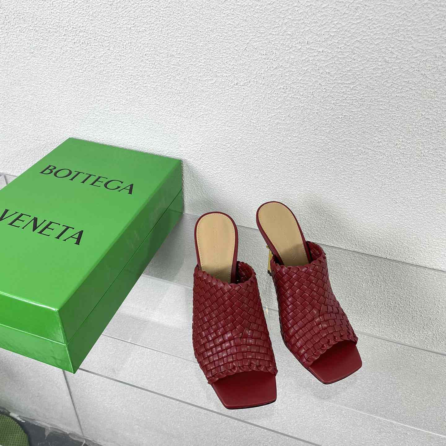 Bottega Veneta Knot Mule - DopestKickz