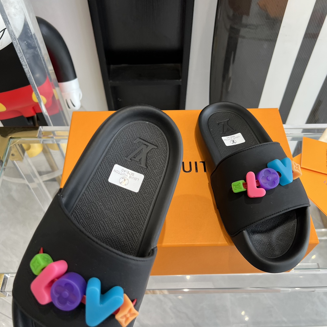 Louis Vuitton Pool Pillow Flat Comfort Mule Sandals - DopestKickz