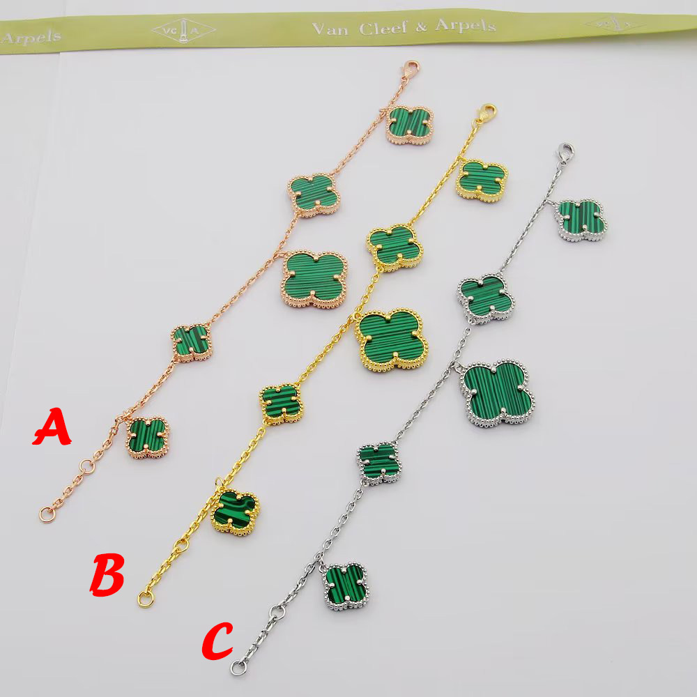 Van Cleef & Arpels Bracelet - DopestKickz