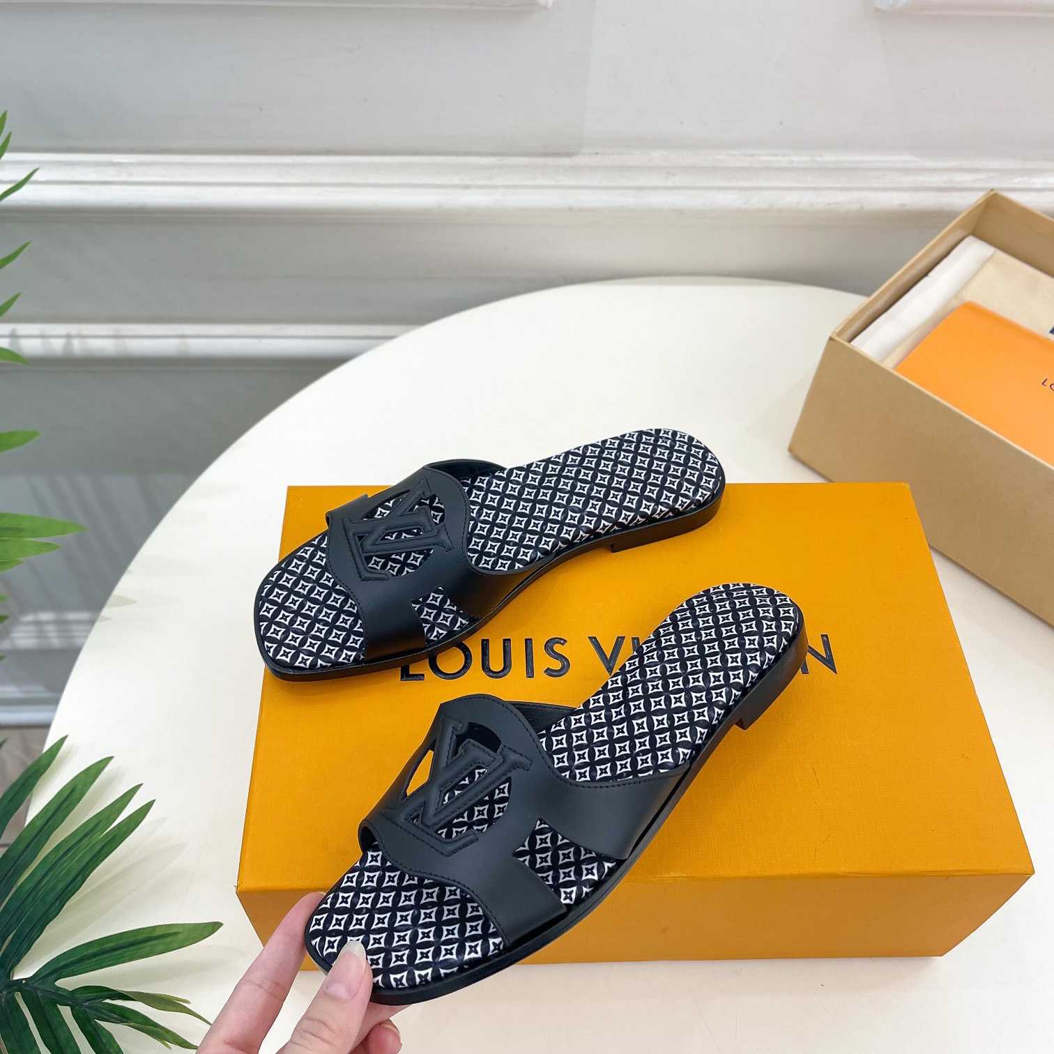 Louis Vuitton LV Isola Flat Mule - DopestKickz
