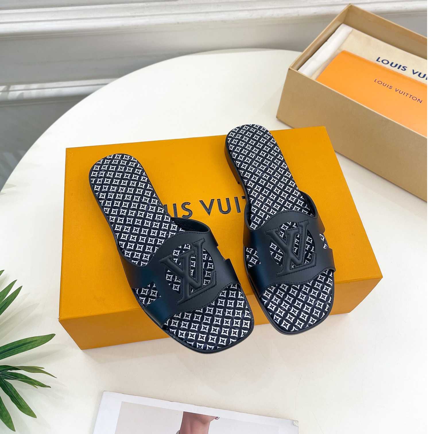 Louis Vuitton LV Isola Flat Mule - DopestKickz