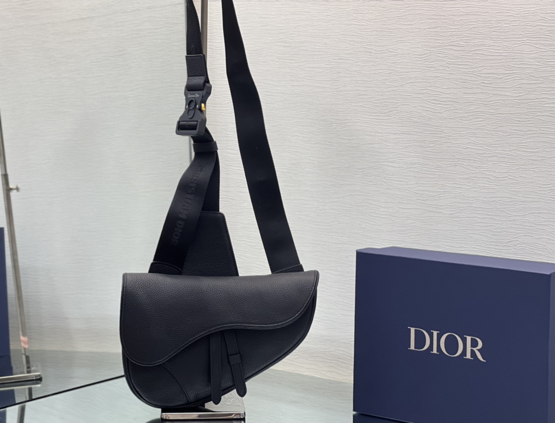 Dior Saddle Bag (20 x 28.6 x 5cm) - DopestKickz