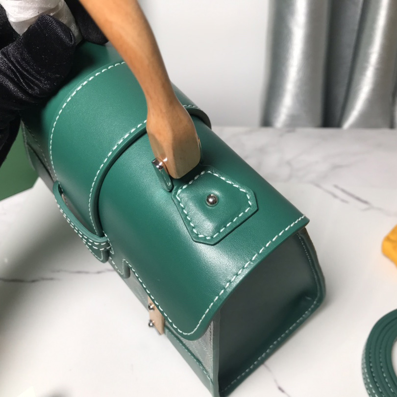 Goyard Saïgon Bag (20x14.5×9cm) - DopestKickz