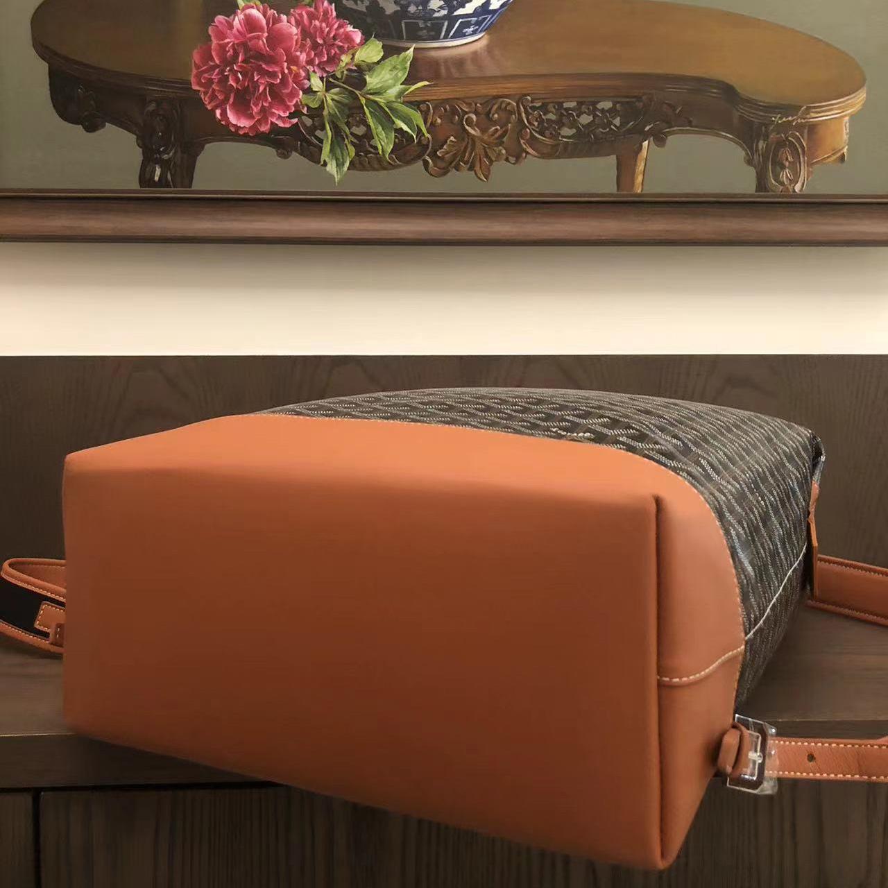 Goyard Cisalpin Backpack (30-44-14cm) - DopestKickz