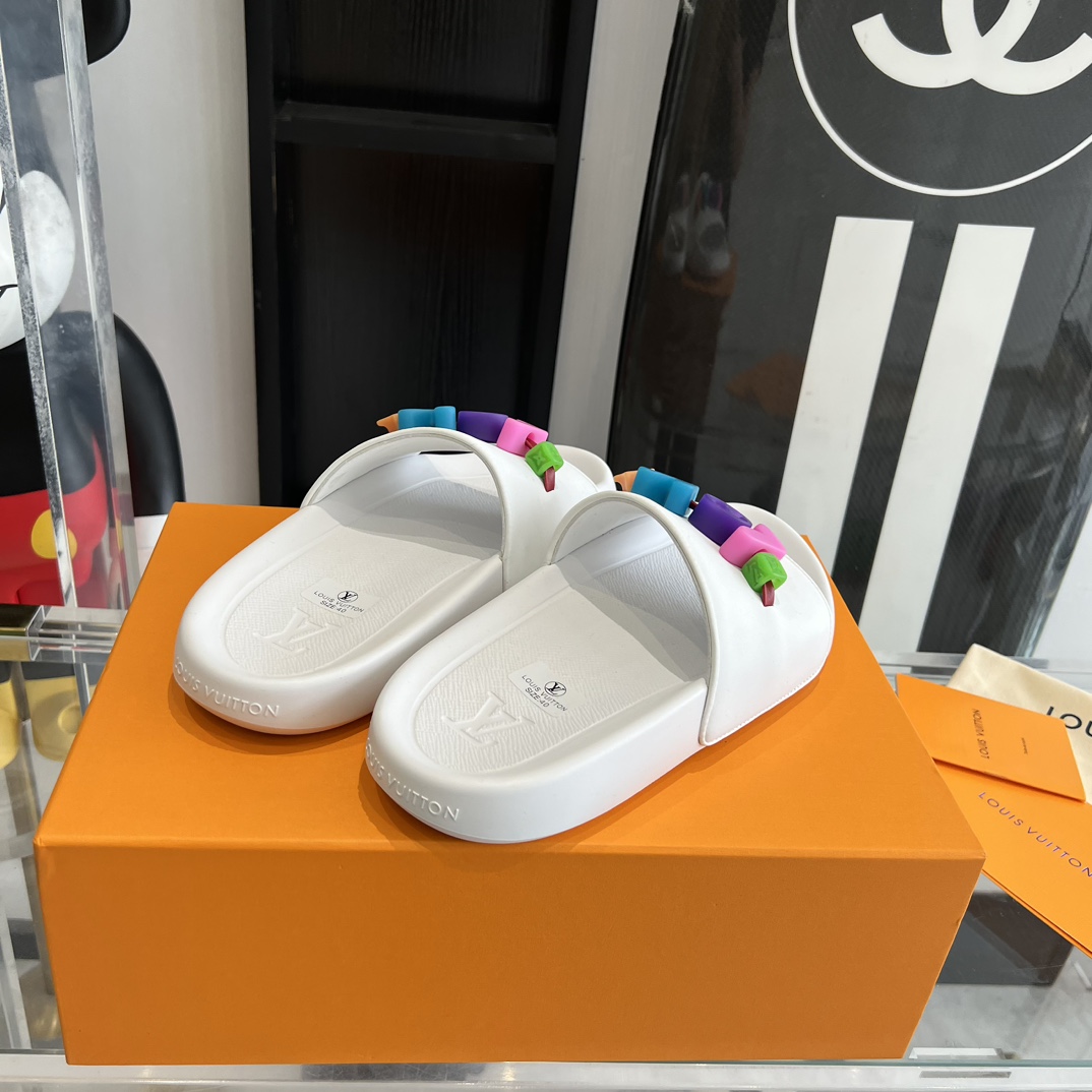 Louis Vuitton Pool Pillow Flat Comfort Mule Sandals - DopestKickz