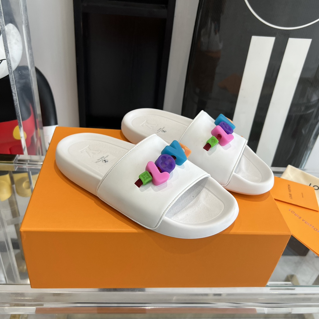 Louis Vuitton Pool Pillow Flat Comfort Mule Sandals - DopestKickz