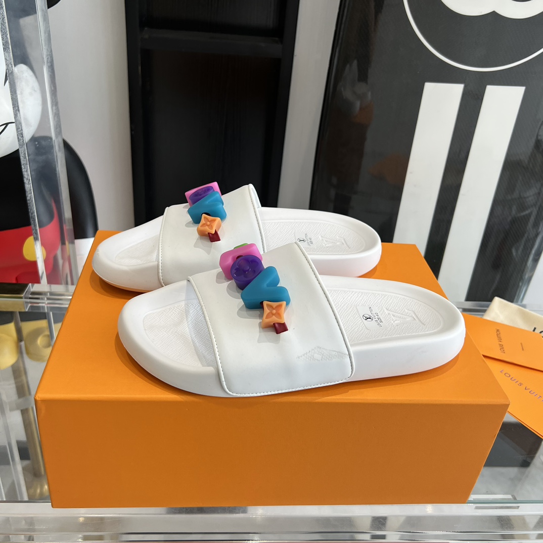 Louis Vuitton Pool Pillow Flat Comfort Mule Sandals - DopestKickz