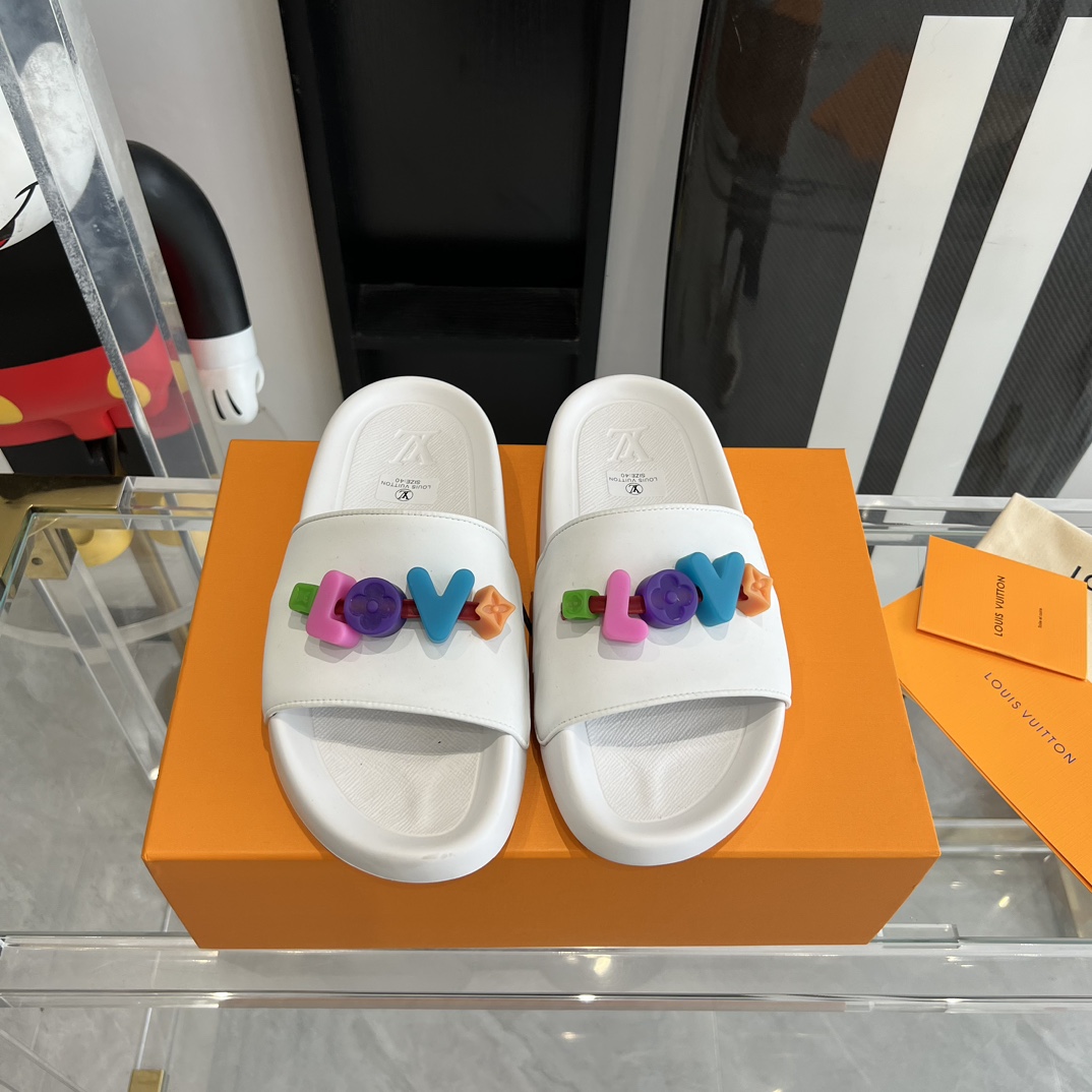 Louis Vuitton Pool Pillow Flat Comfort Mule Sandals - DopestKickz