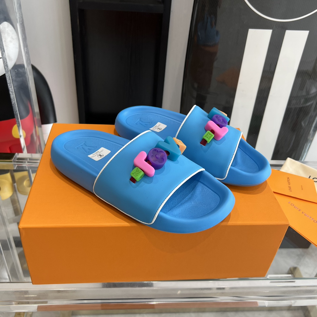 Louis Vuitton Pool Pillow Flat Comfort Mule Sandals - DopestKickz