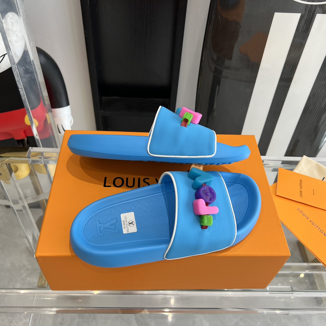 Louis Vuitton Pool Pillow Flat Comfort Mule Sandals - DopestKickz