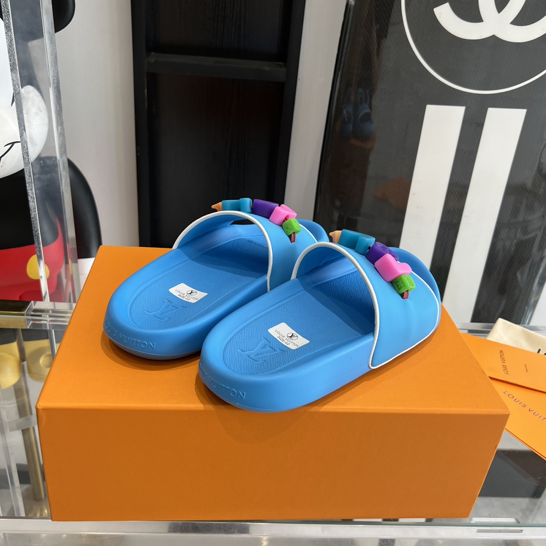 Louis Vuitton Pool Pillow Flat Comfort Mule Sandals - DopestKickz