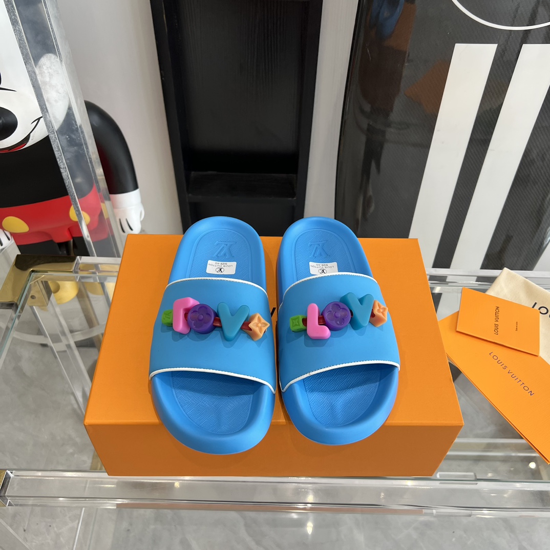 Louis Vuitton Pool Pillow Flat Comfort Mule Sandals - DopestKickz
