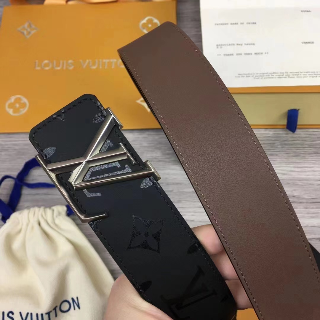 Louis Vuitton LV Initiales Reversible Belt    - DopestKickz