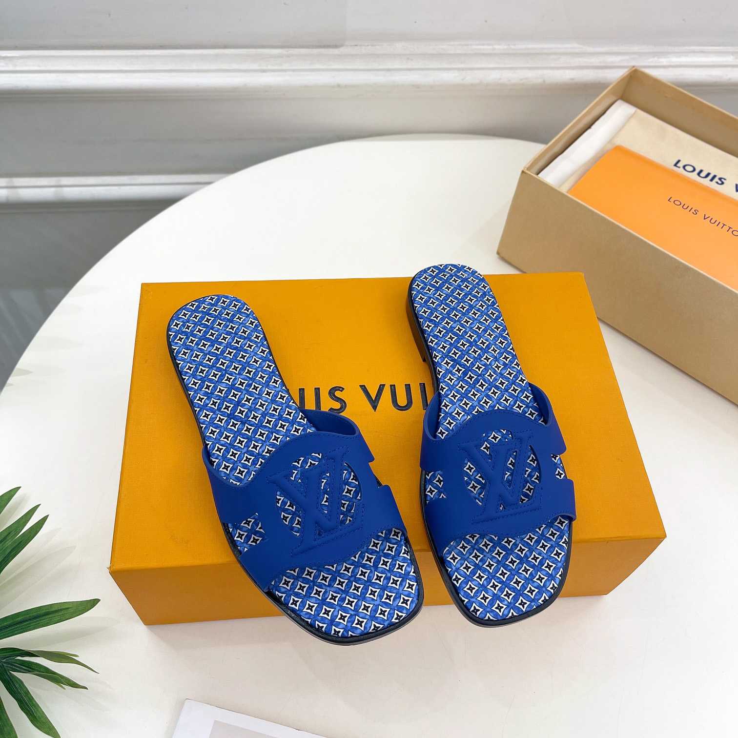Louis Vuitton LV Isola Flat Mule - DopestKickz